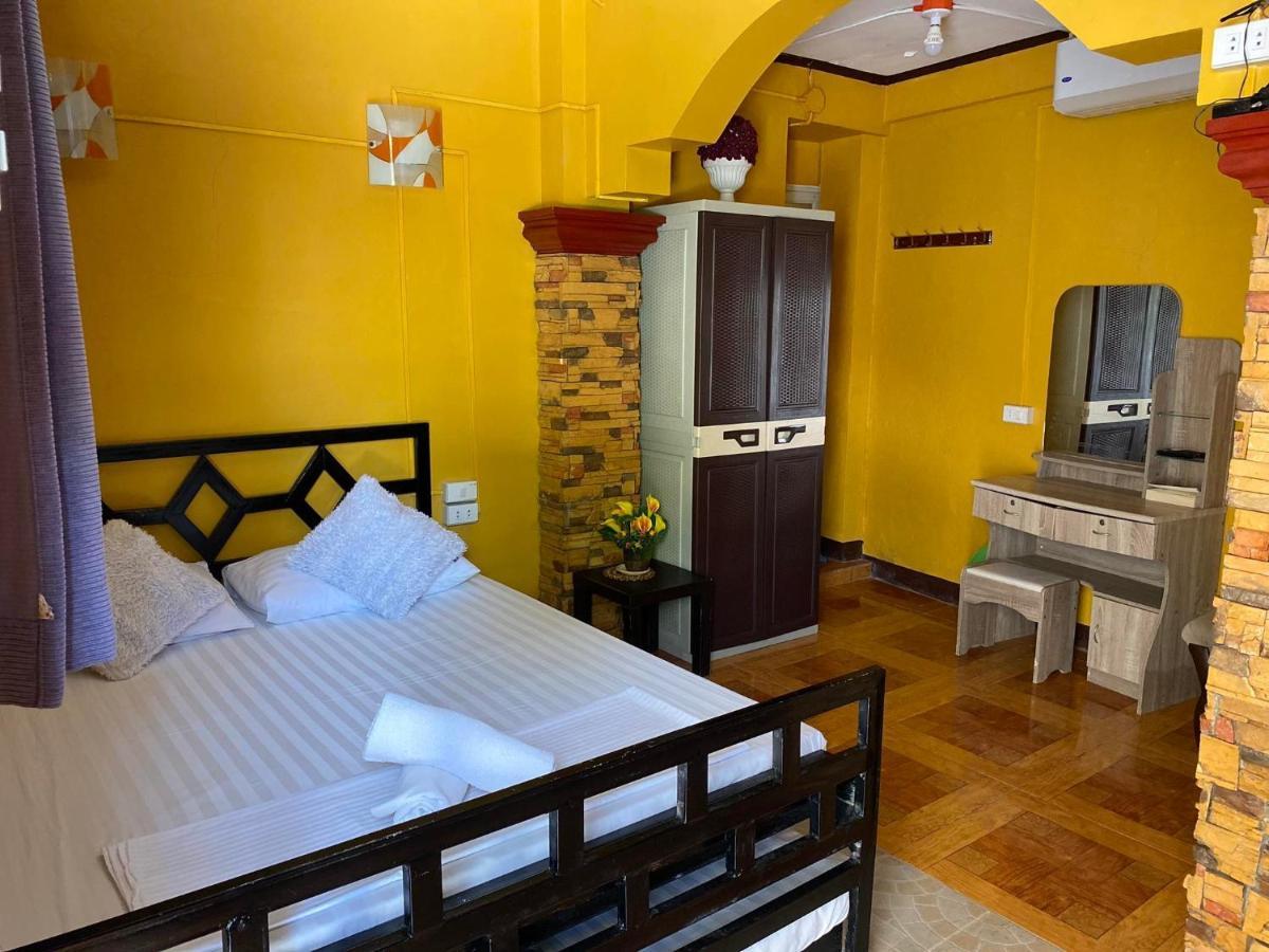 Bed and Breakfast Carribean Transient House Lucap Habitación foto