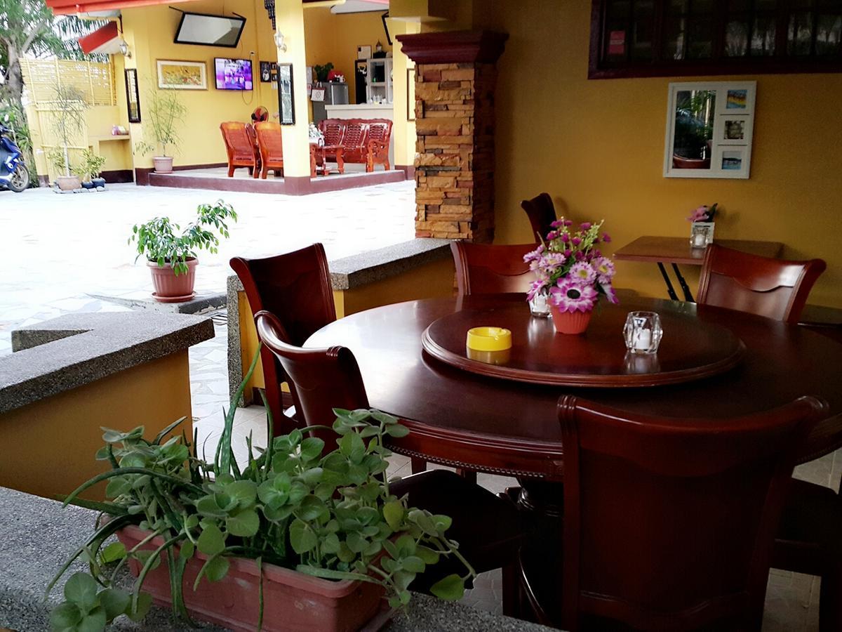 Bed and Breakfast Carribean Transient House Lucap Exterior foto