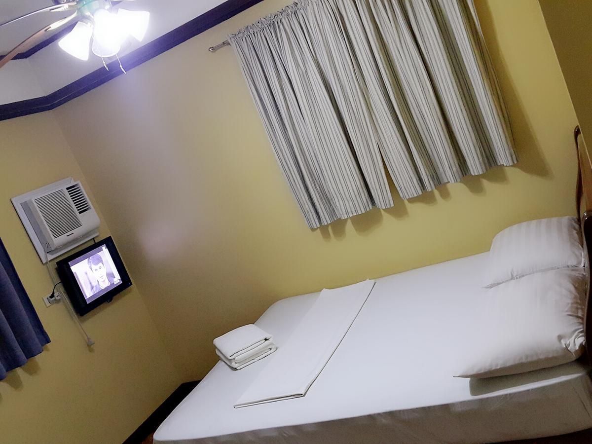 Bed and Breakfast Carribean Transient House Lucap Exterior foto