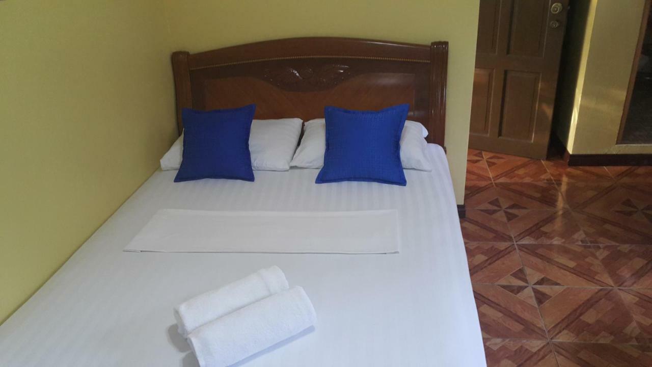 Bed and Breakfast Carribean Transient House Lucap Exterior foto